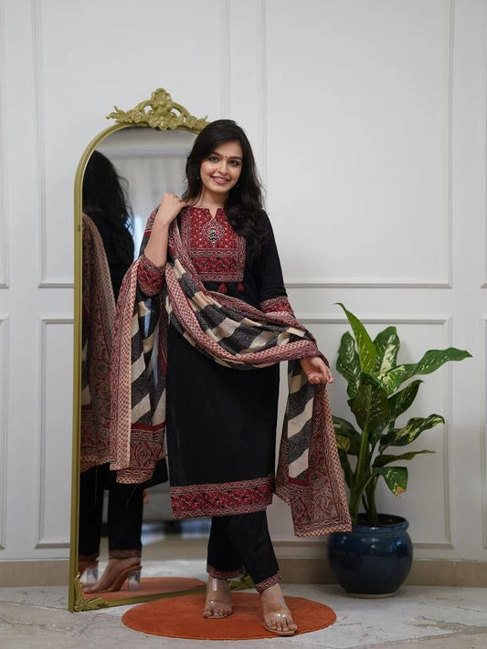 Women’s Elegant Black Kurta Set with Printed Ethnic Dupatta