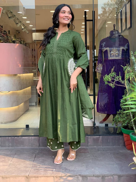 Women Olive Green Kurta Palazzo Set with Dupatta